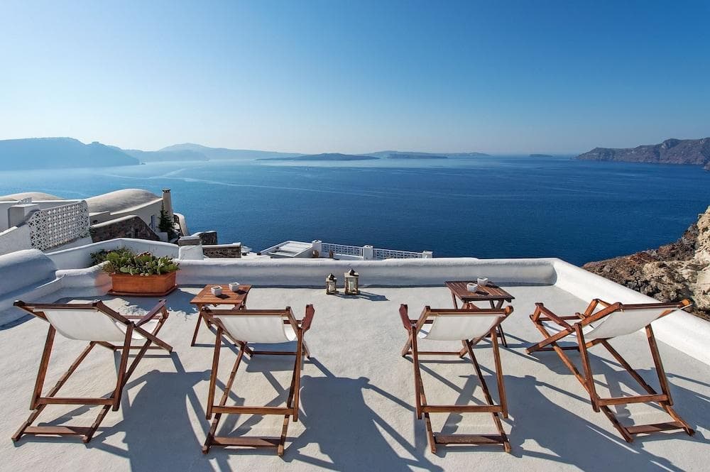 Skala Cave by Thireon