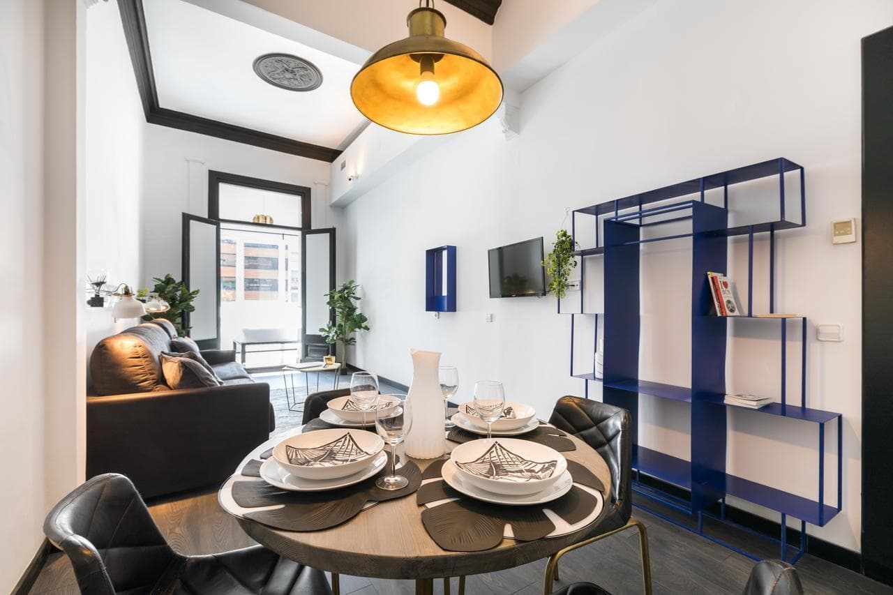 El Consell by the Streets (Ex. No 322 - the Streets Apartments)