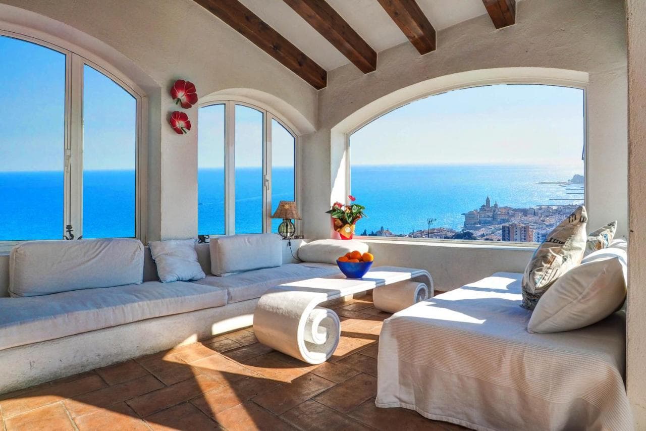 Zen Villa by Hello Homes Sitges