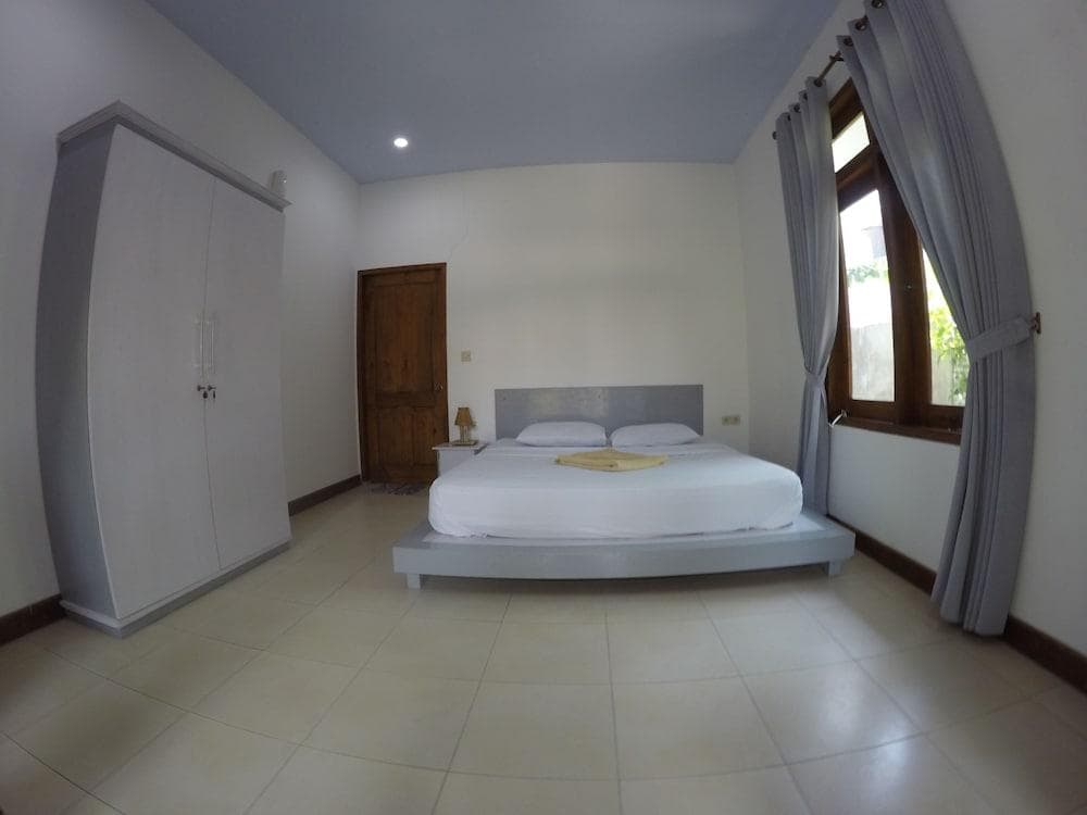 Gili Smile Bungalow