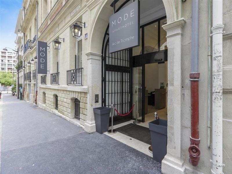 Mode Paris Aparthotel