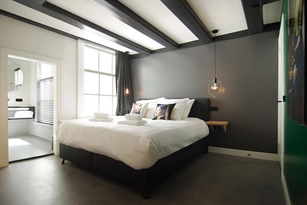 Joz, Historic Suites in Centre of Amsterdam (Adults only)