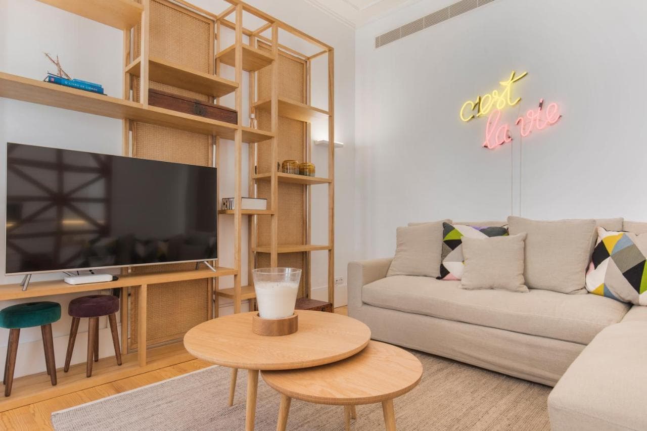 Charming Apartment in Baixa Chiado