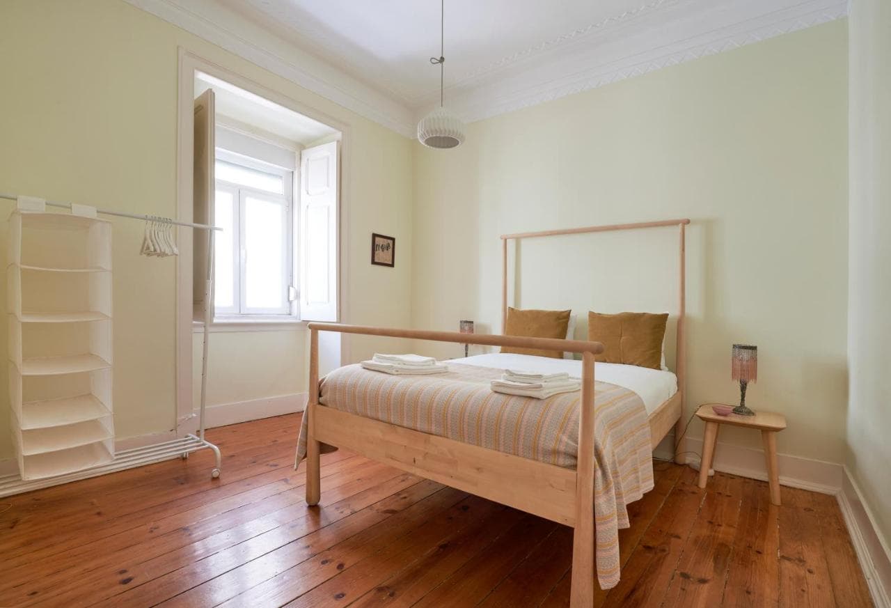 Renovated Spacious Baixa Apartment, by Timecooler