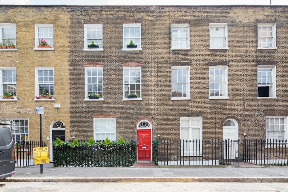 Star Street by Lime Street