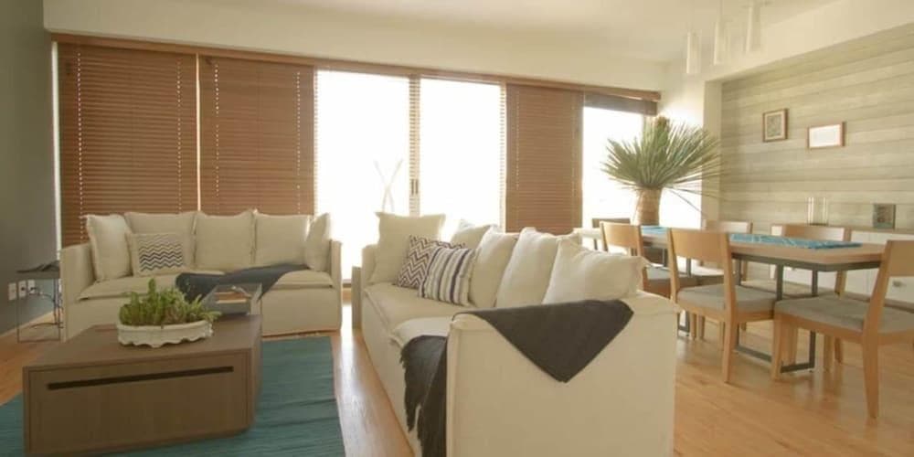 Fortune Terrace Roma by Mr.W