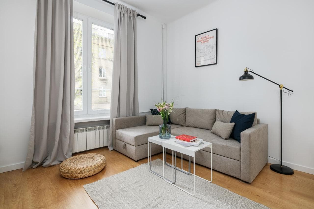 Oomph Warsaw Nowy Swiat Apartment