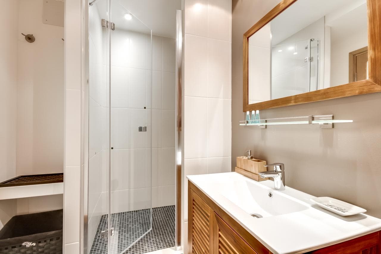 Just Renovated 138m2 on the Seine