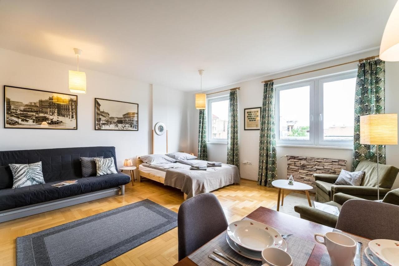 Bpr Hello Hollo Apartment