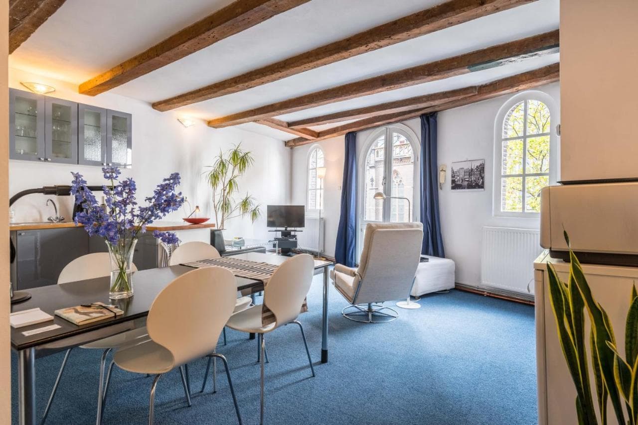 Anny's Warehouse City Centre! (Adults Only)