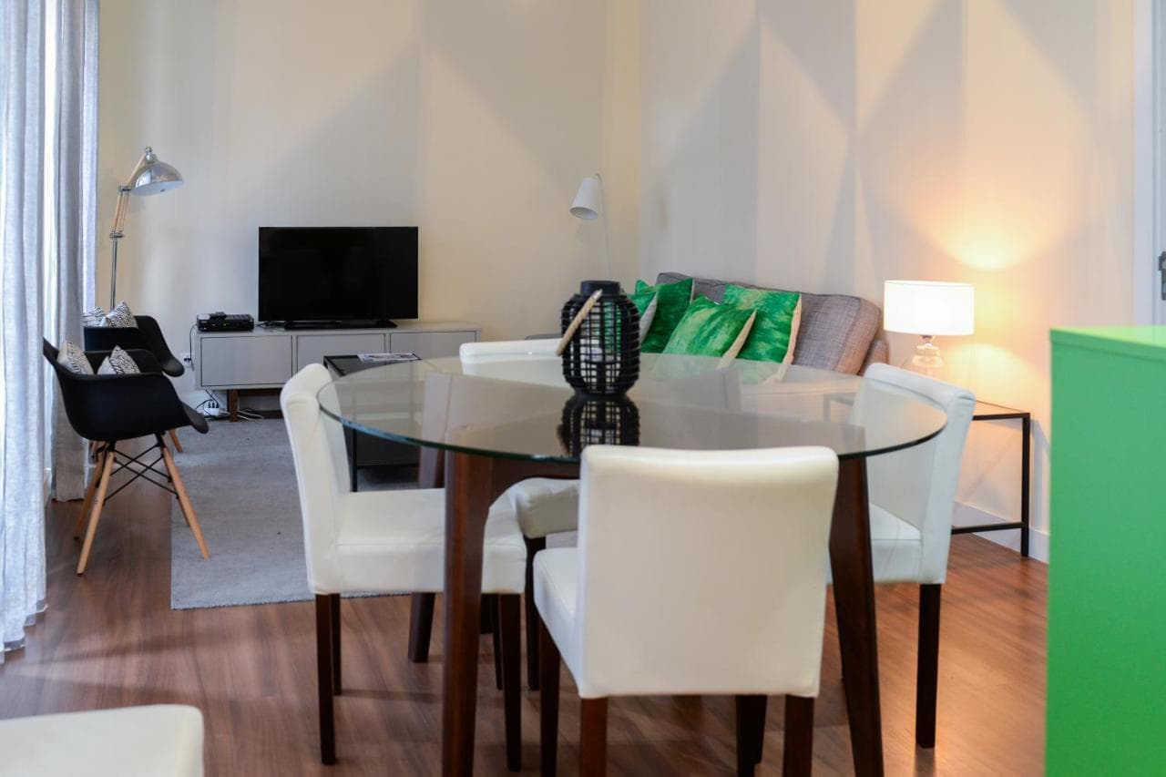 Lisbon Apartment Near Marques Pombal Square