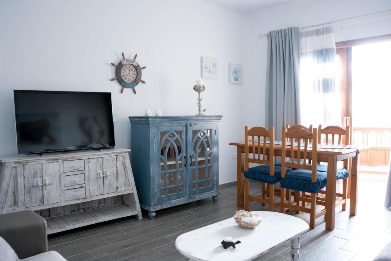 Close To Everything | A/C+ Wifi | 1min Beach |