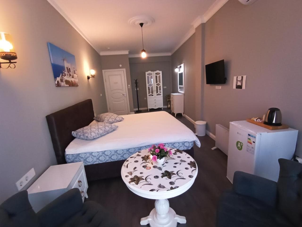 Little Palace Blue Apartment