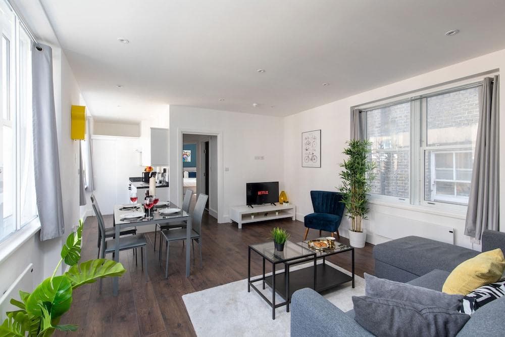 Home.Ly London Liverpool Str Apartments