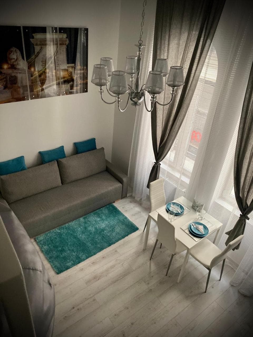 3 Comfortable And Cosy Apartments in Heart of Budapest Near Basilica