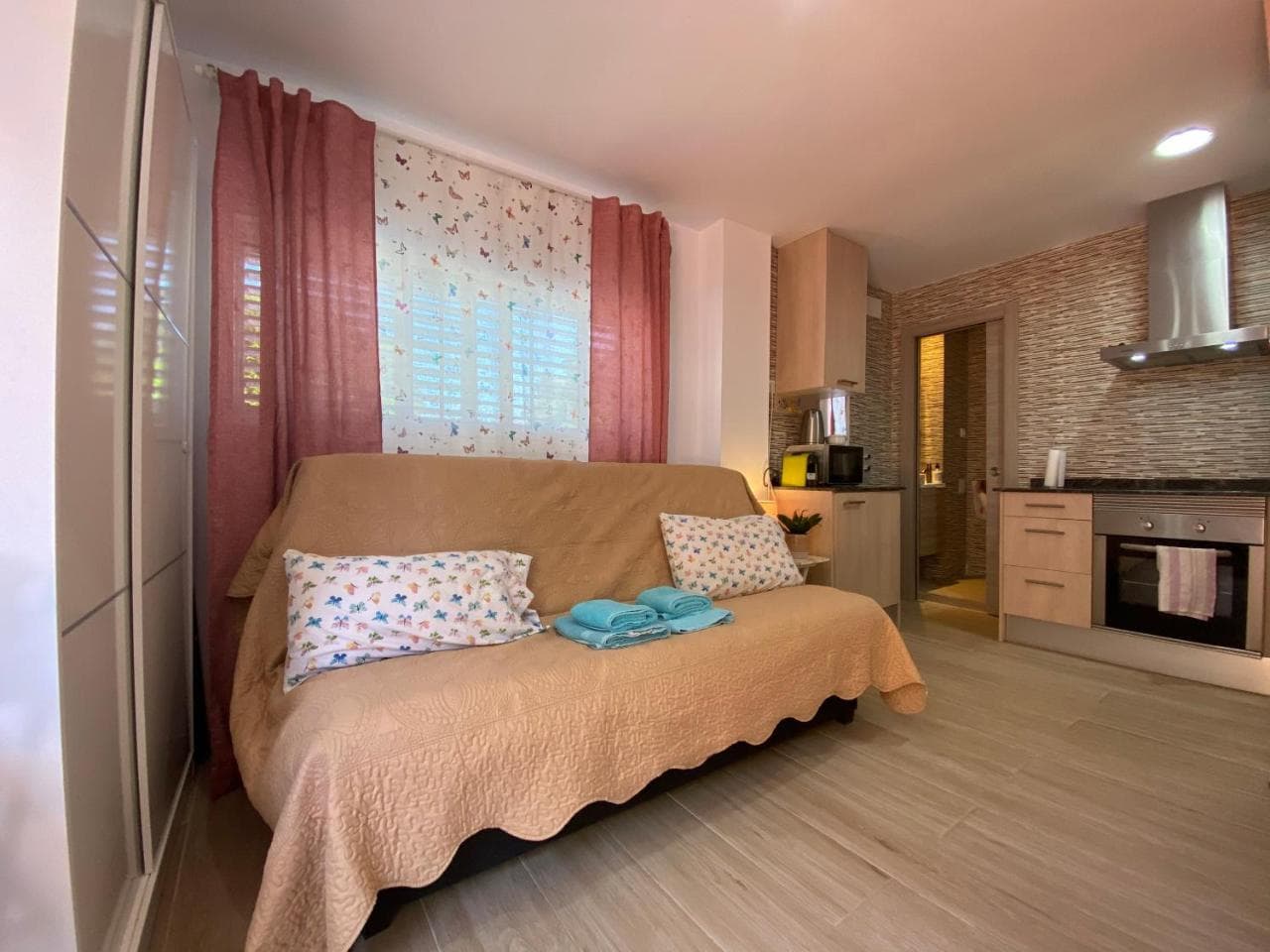 Miniestudio En Calafell, Cerca Barcelona