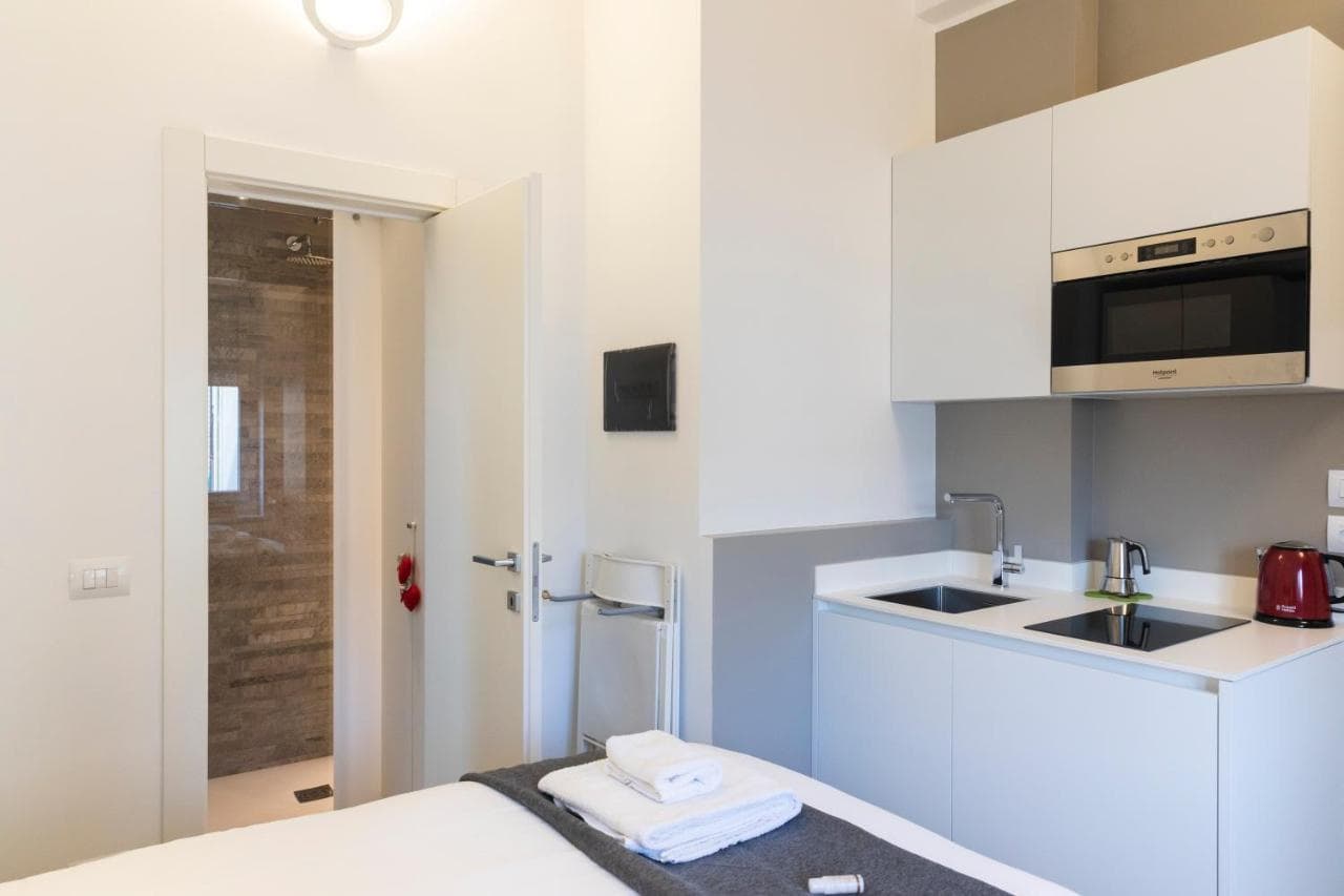 La Piccola Perla - Repubblica/Central Station