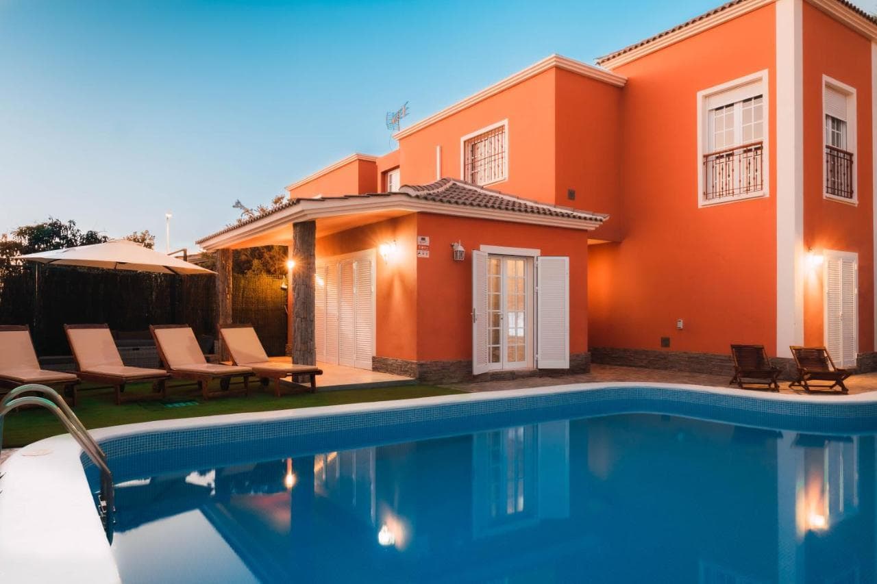 Villa Chloe Costa Adeje Tenerifesummervillas Giant Private Pool 11 Meters Long