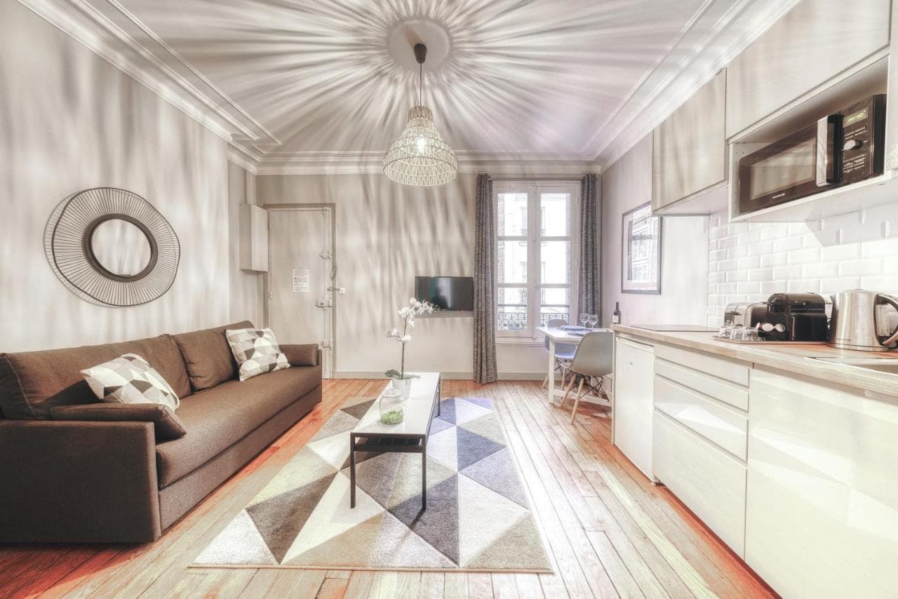 1631 Unique Flat Near Louvre & Palais Royal