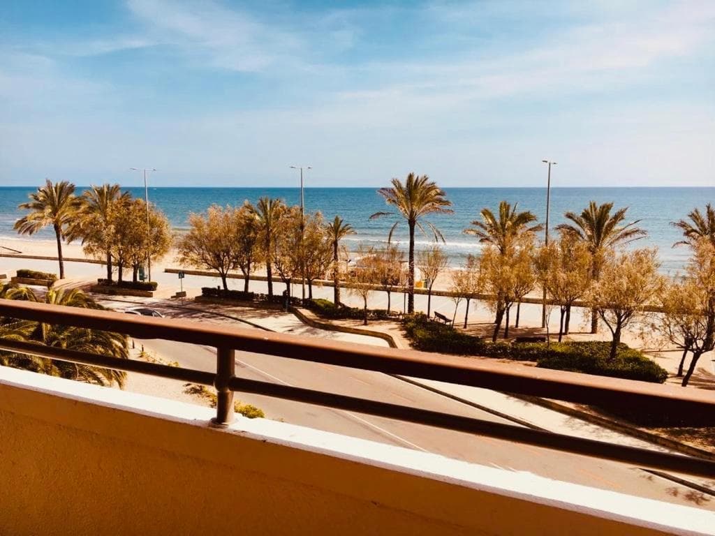 Precioso Y Comodo Piso Frente Al Mar