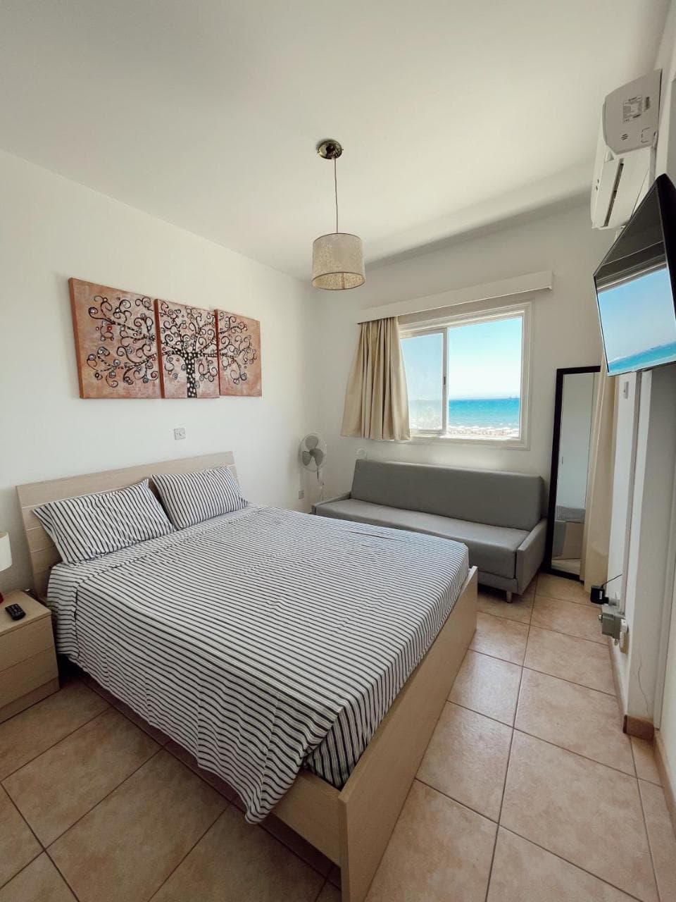 Lovely 1-Bedroom Conto in the Heart of Finikoudes