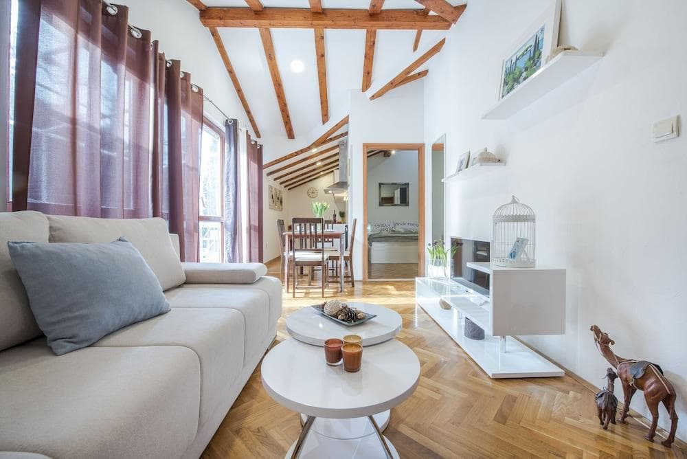 Lapad Beach Apartment Tolja