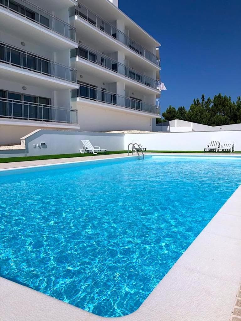 Nazare Views I - Terrace, Pool & Sea View