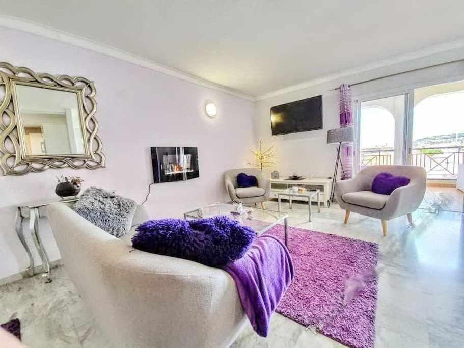 Dinastia D201 by Tenerife Rental And Sales