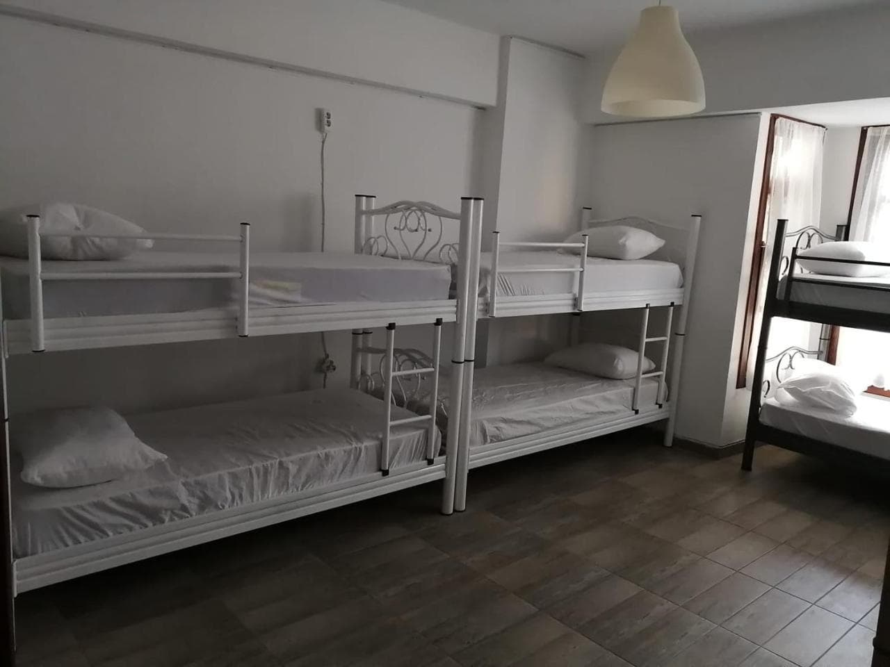 Kuyu Beergarden Hostel