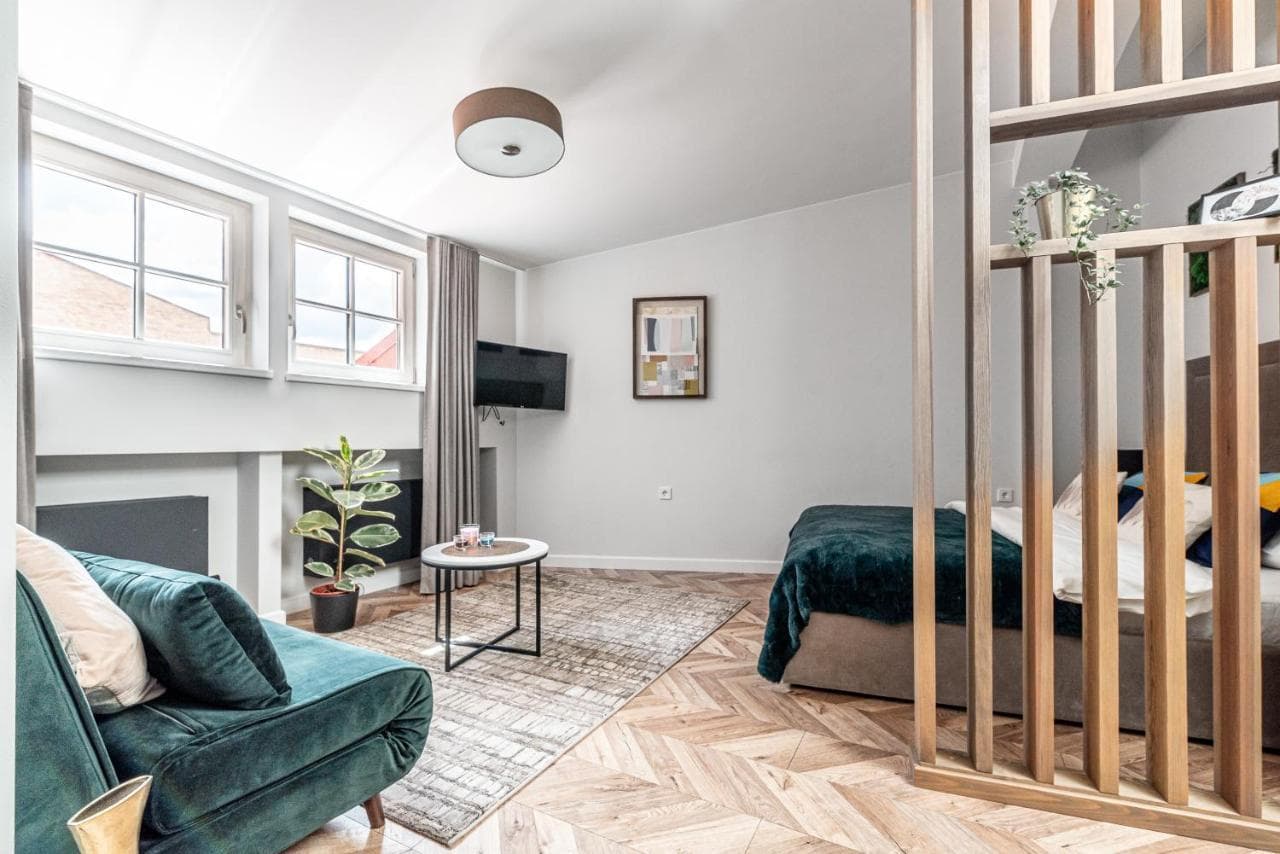 Modern Velvet Cathedral Square Studio