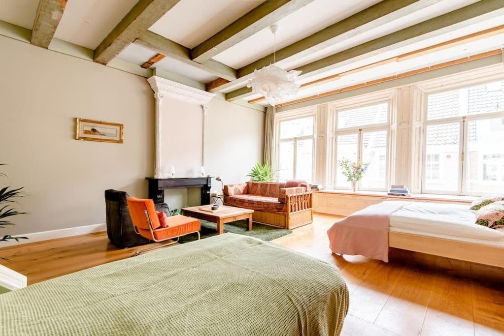 Stunning Apartment in the Center of Old Amsterdam