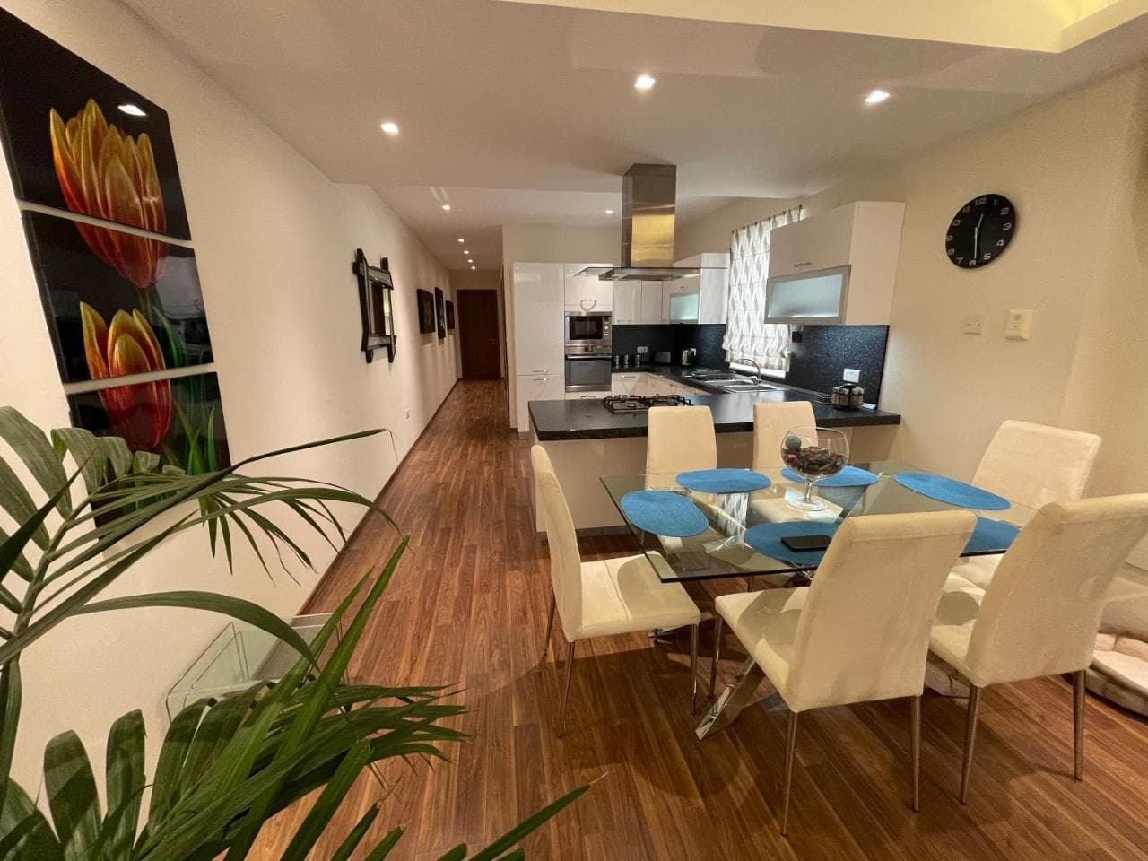 Modern Finished Apartment with Natural Light