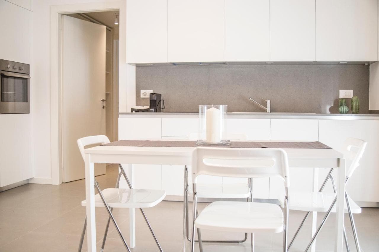 Luxury Apt in Moscova (Gym+Parking+Private Office)