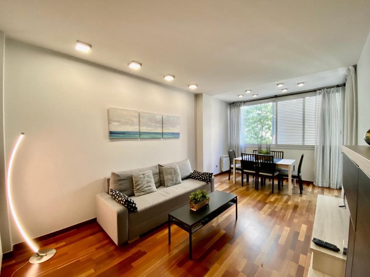 Carmed Homely Apartment by Hlclub Agency