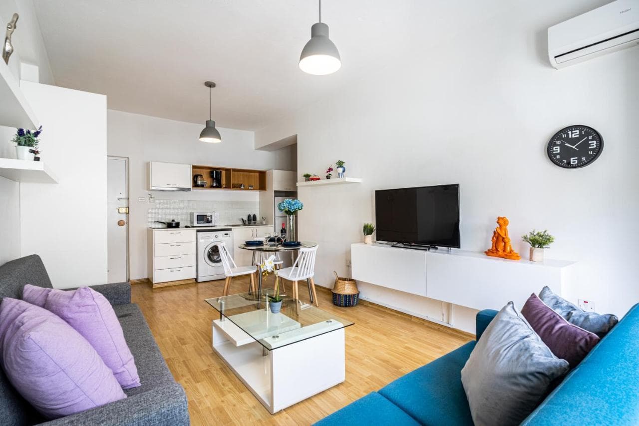 Blue Ivy 1-Br Apt in Larnaca Center