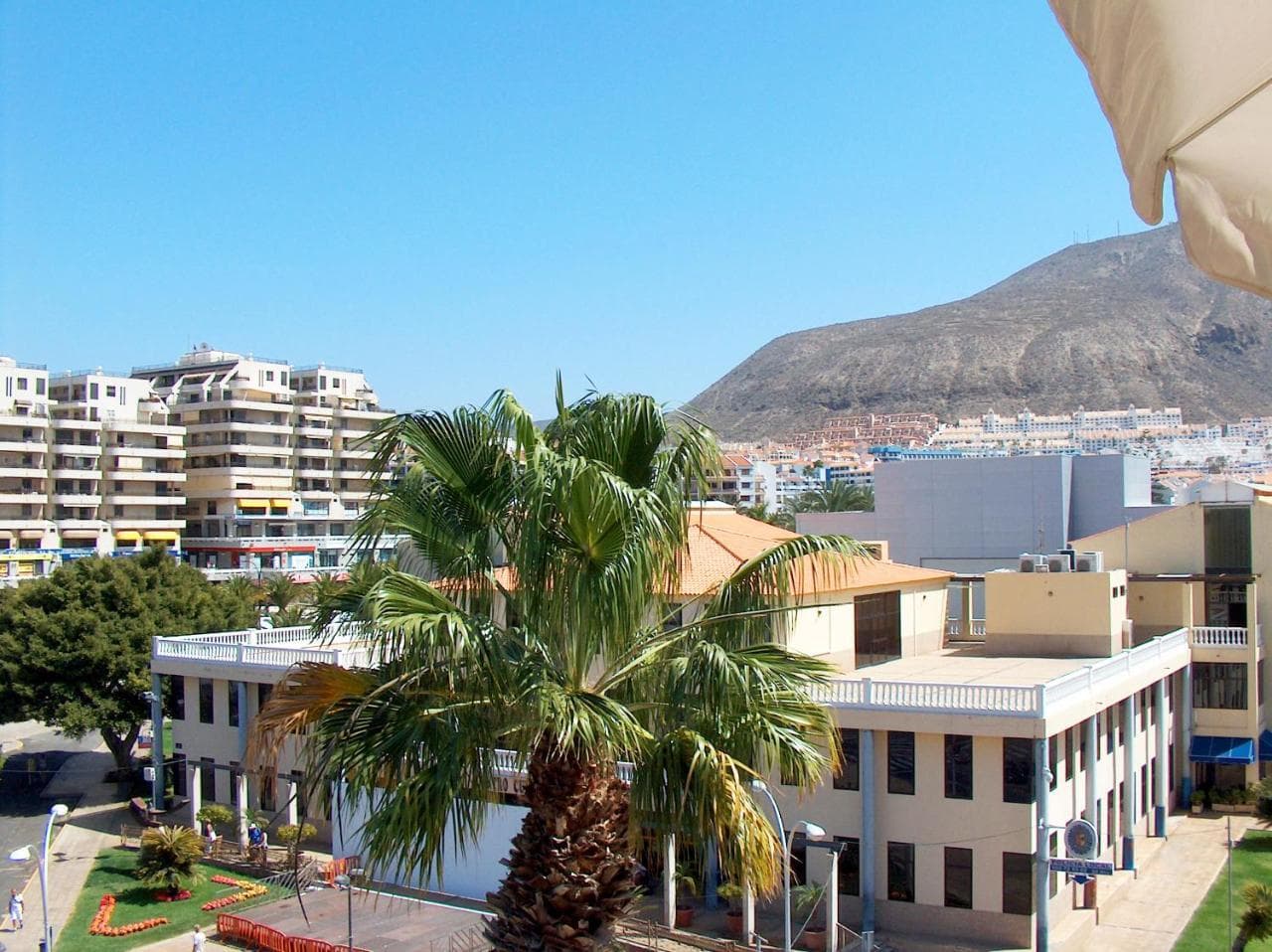 Central & Beach Los Cristianos by Helloapartments (Adults Only)