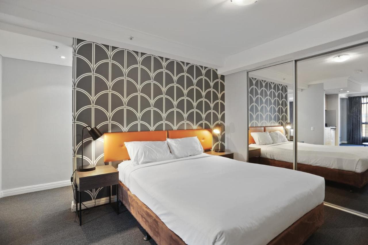 Kozyguru Sydney CBD Amazing View 2 Bed Family Apartment Nha653-702