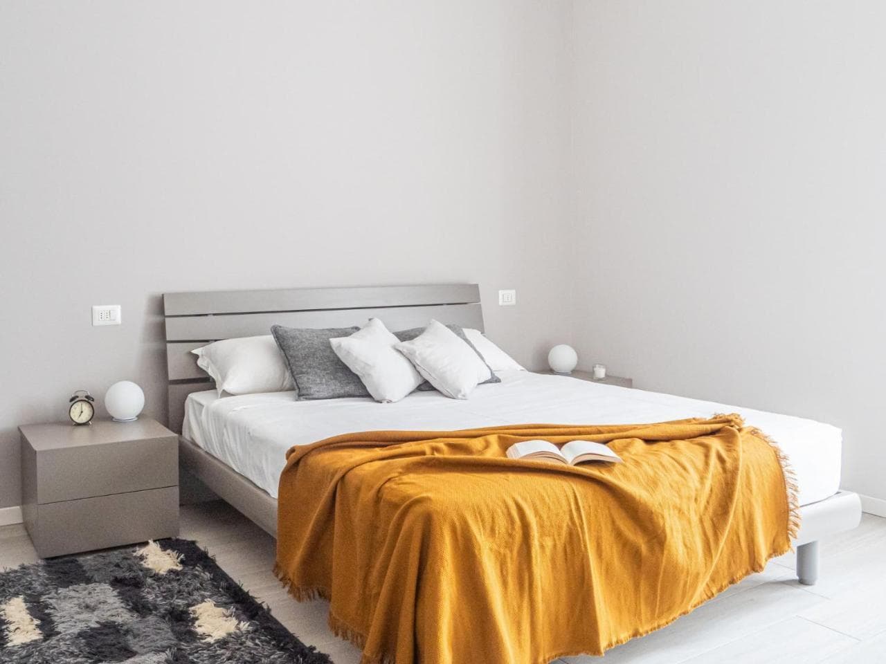 The Best Rent - Apartment with Balcony in Milan Downtown