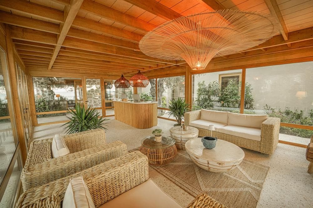 Perios Beach House (Adults only)