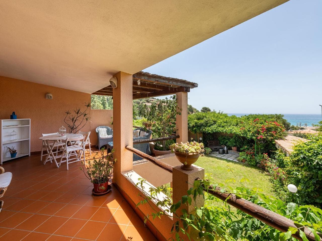 La Bouganville - House with Garden And Sea View
