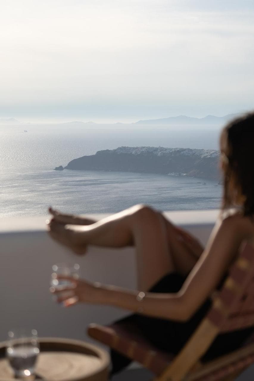 Serendipity Cliffside Villa & Suites