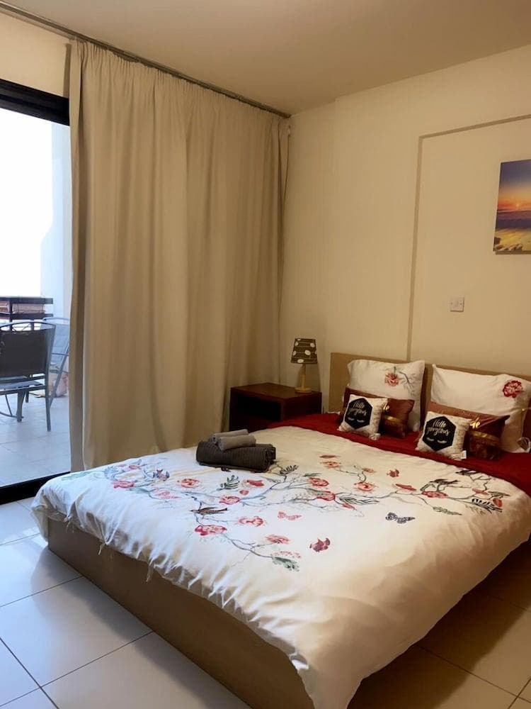 Larnaca Beach Apartment