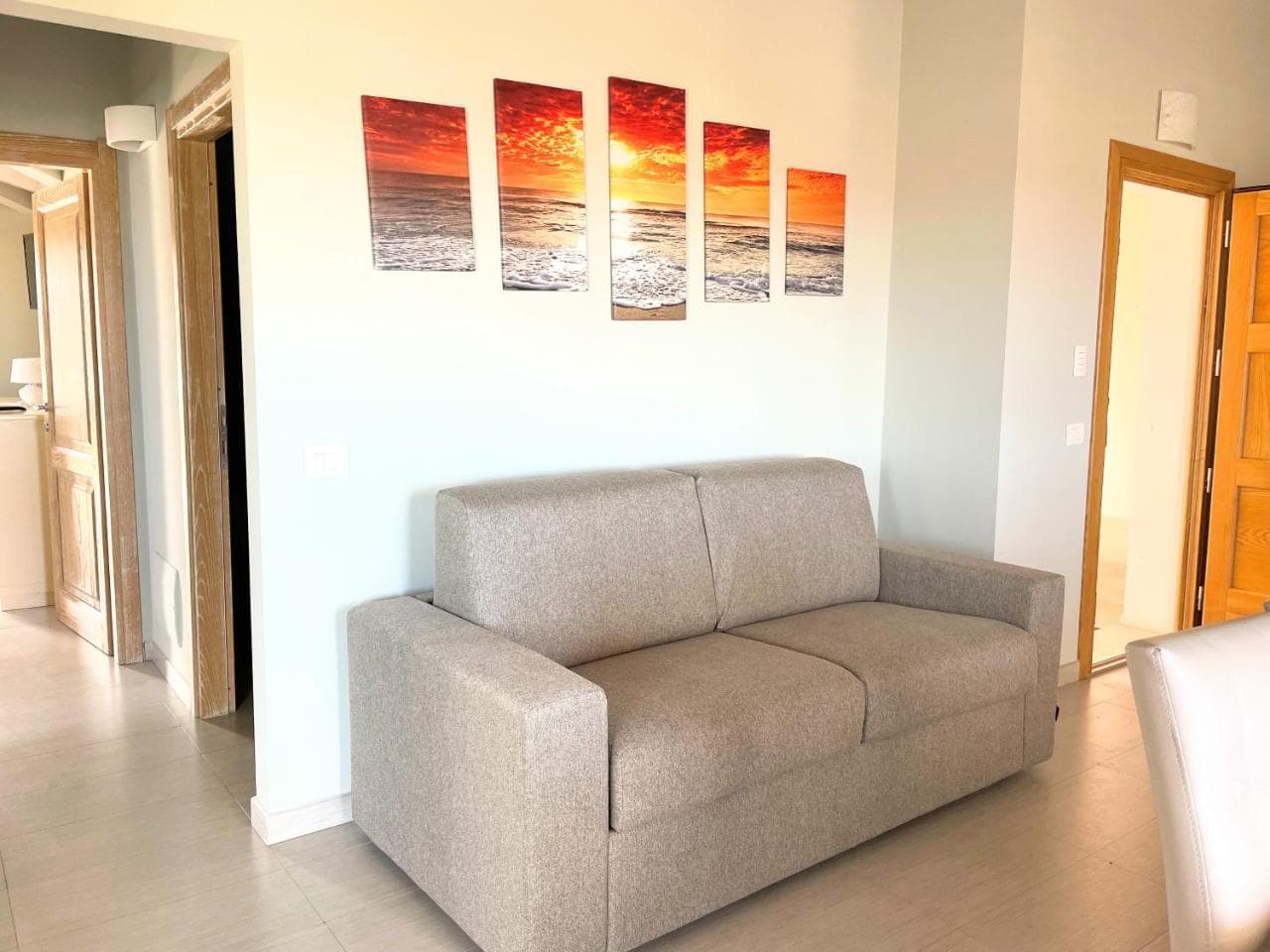 H41 Attico Moderno Vista Mare in Centro Storico Budoni