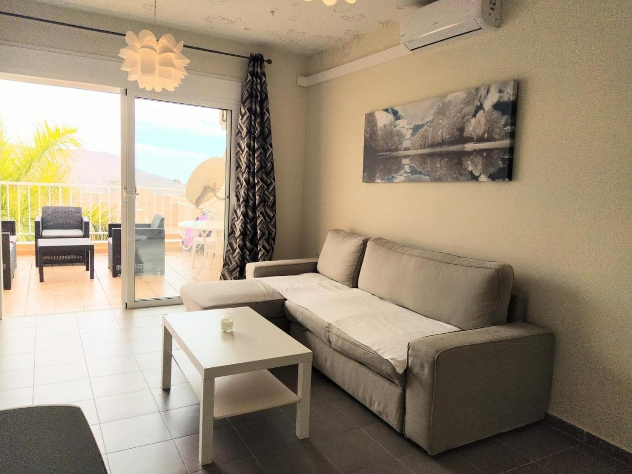 Oceanblue Modern King Size 1 Bedroom Apartment with Seaview And Terrace