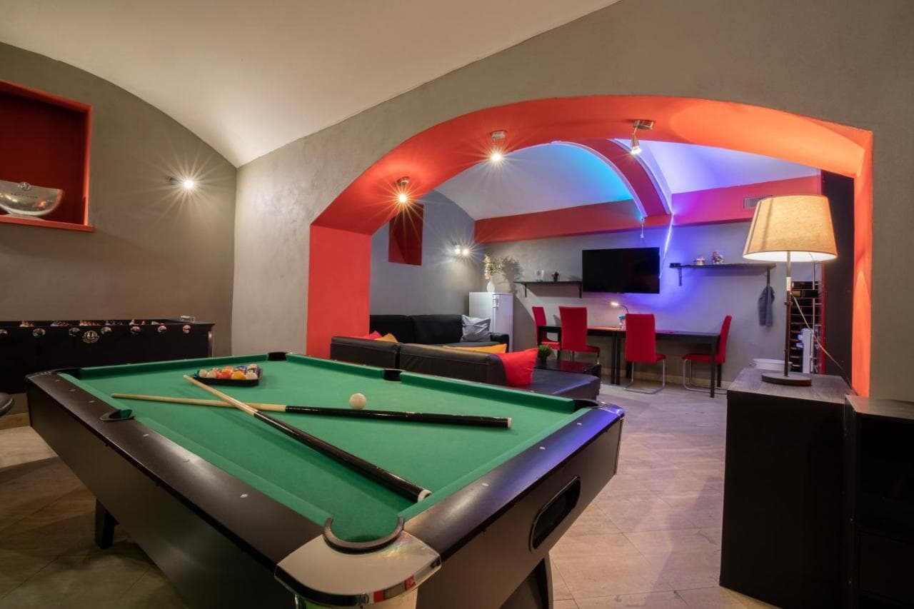 Party Underground with Pooltable (Adults Only)