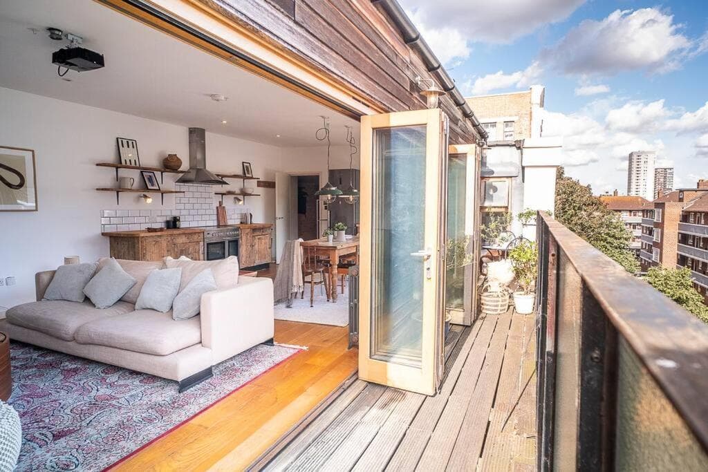 Penthouse at the Old Tea Factory