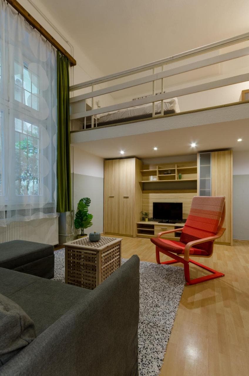 De Lux Studio Apartment in Historical Quarters