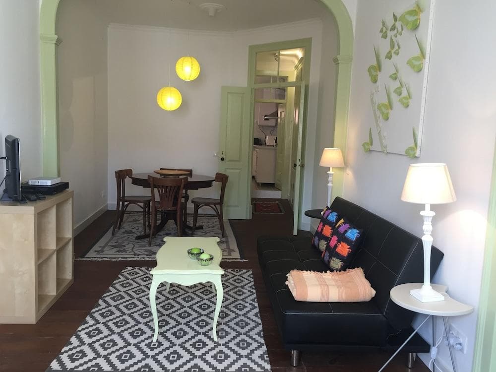 Alfama Tailor Made Green House with a View