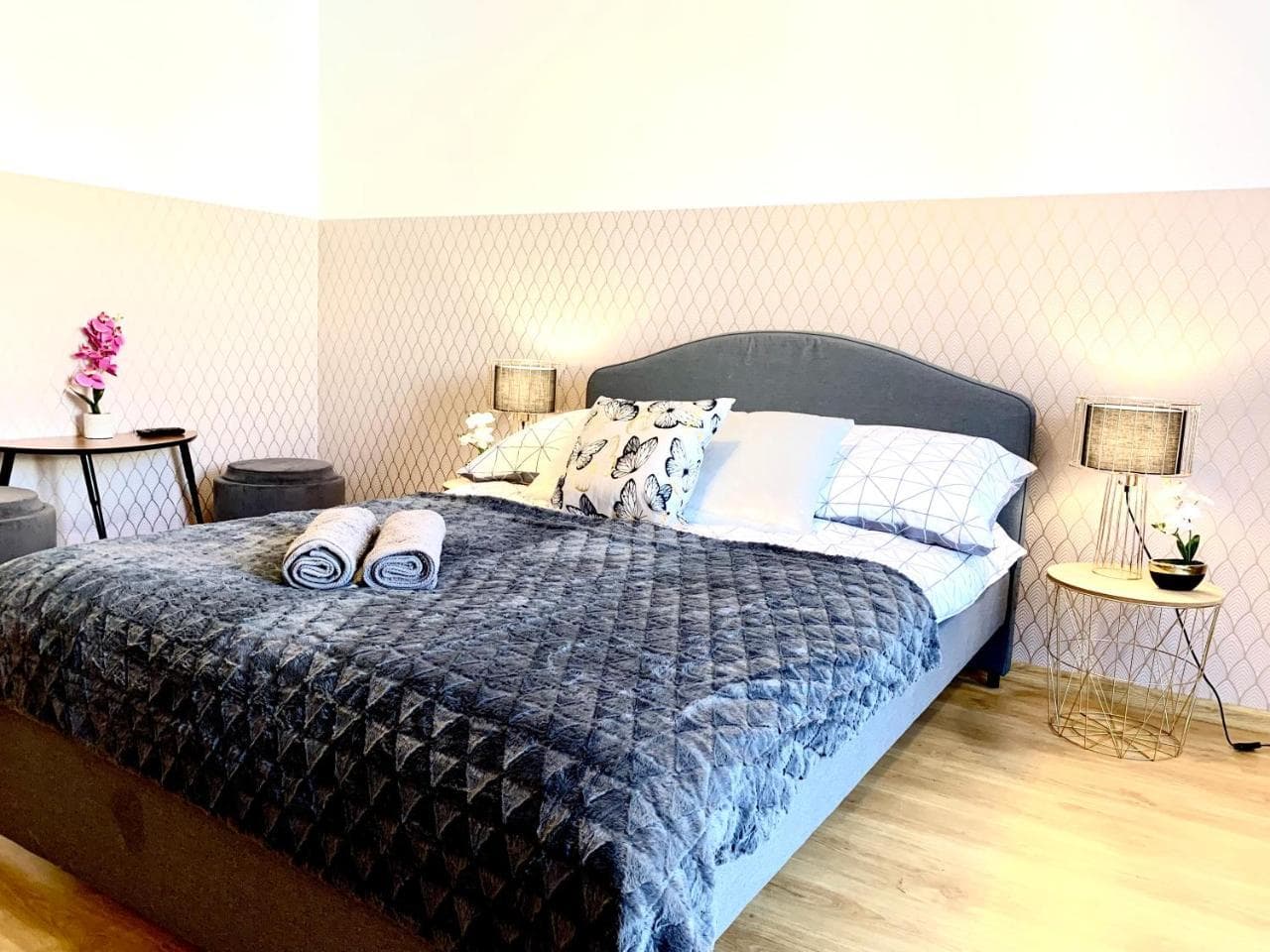 Clicktheflat Royal Route Warecka Apart Rooms