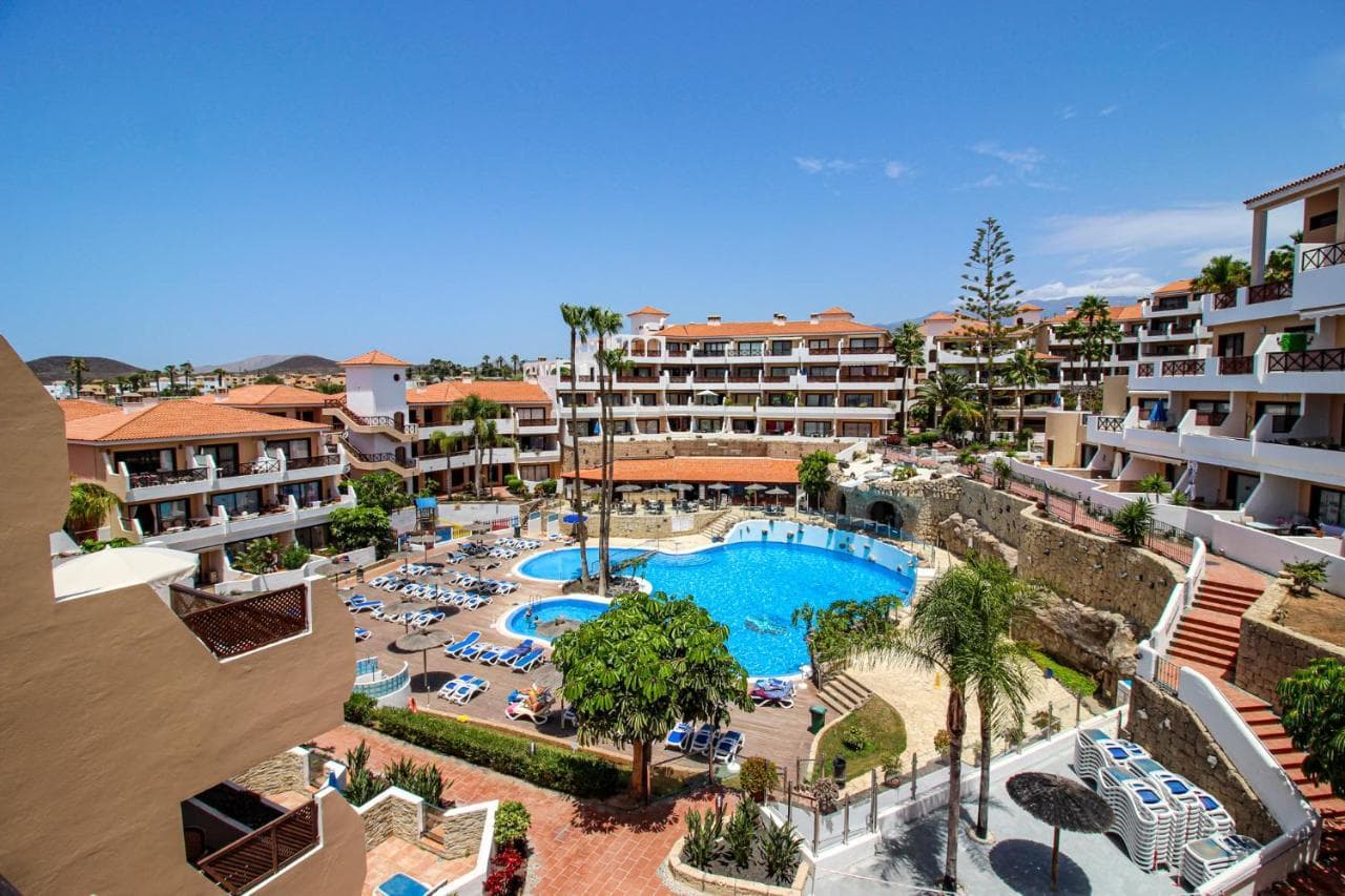 Apartamento Atico Con Terraza Y Piscina Climatizada En Golf Del Sur